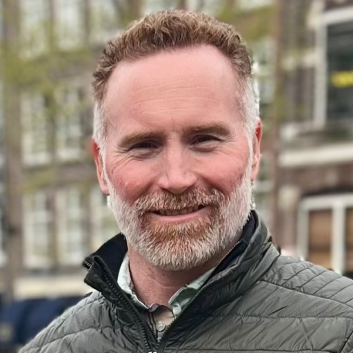 Headshot of Travis Ralph